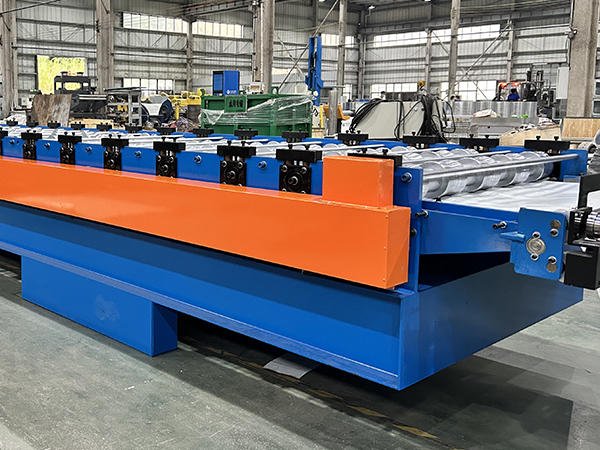 roll forming roofing machine