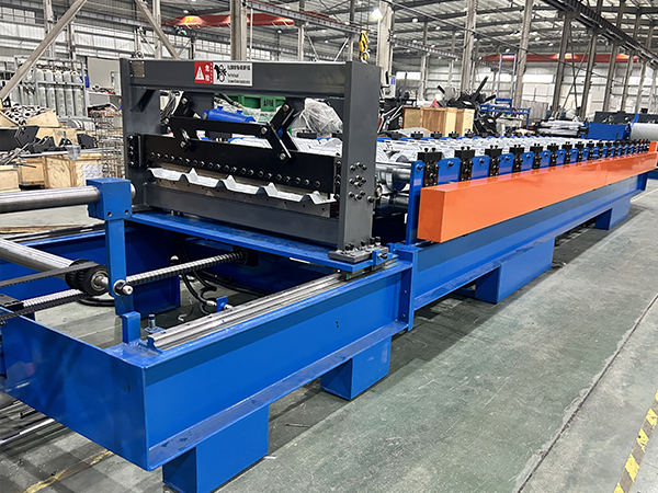 roof profiling machine